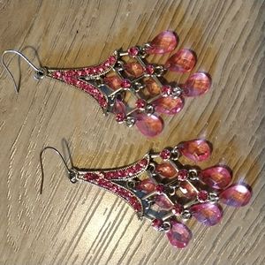 Pink chandelier style dropping dangle crystal style earring